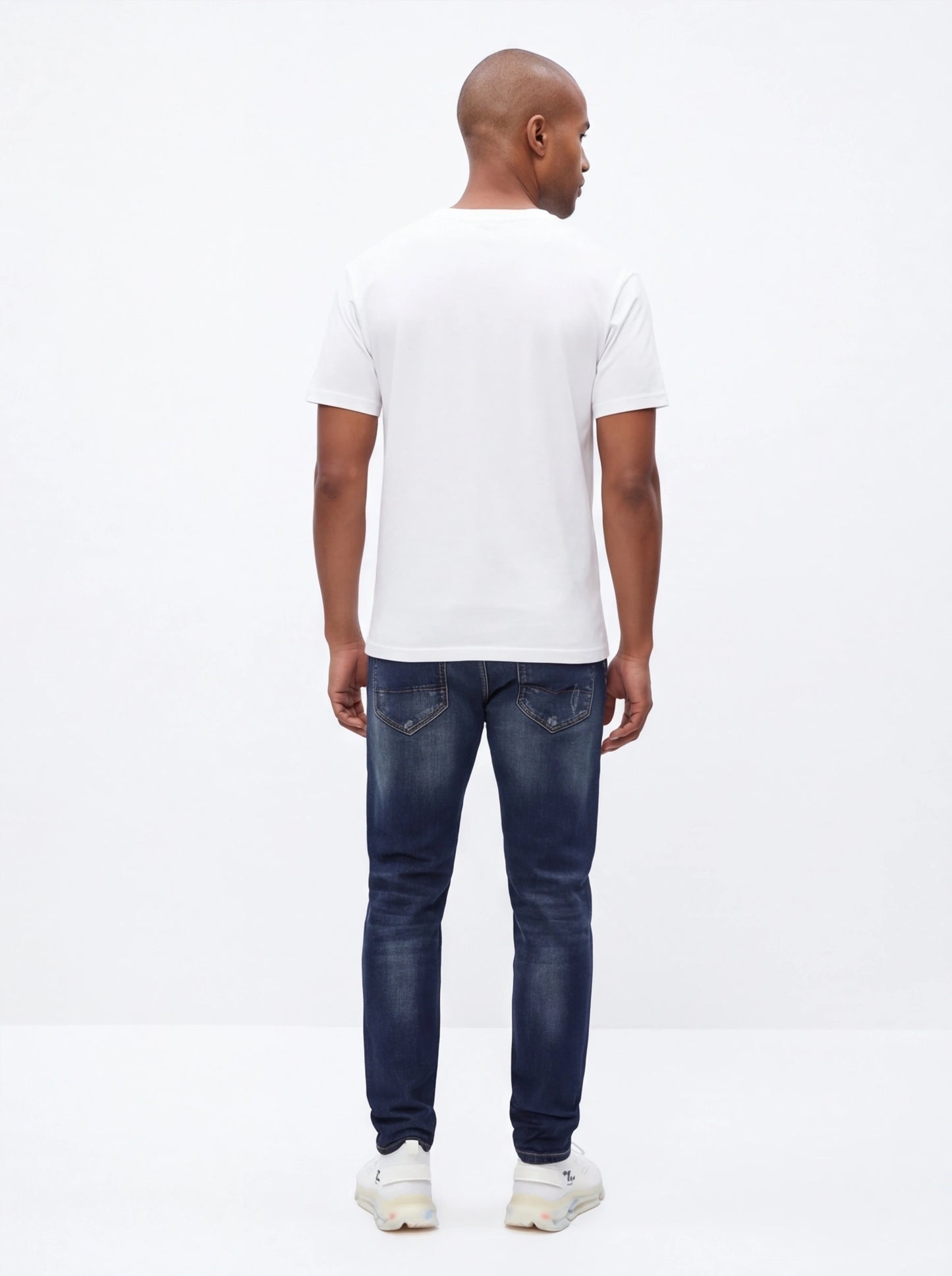Men's Distressed Slim Fit Wash Jeans