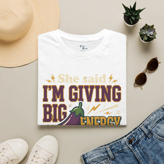 "It's Giving" Graphic Tee