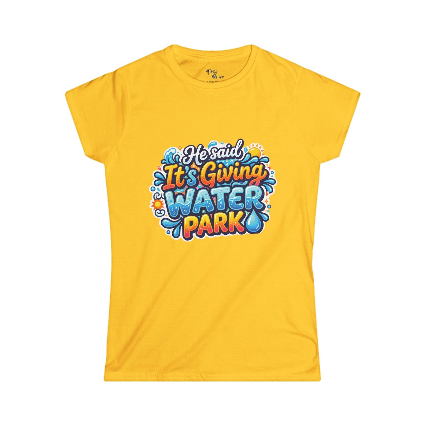 "It���s Giving" Women's Graphic Tee