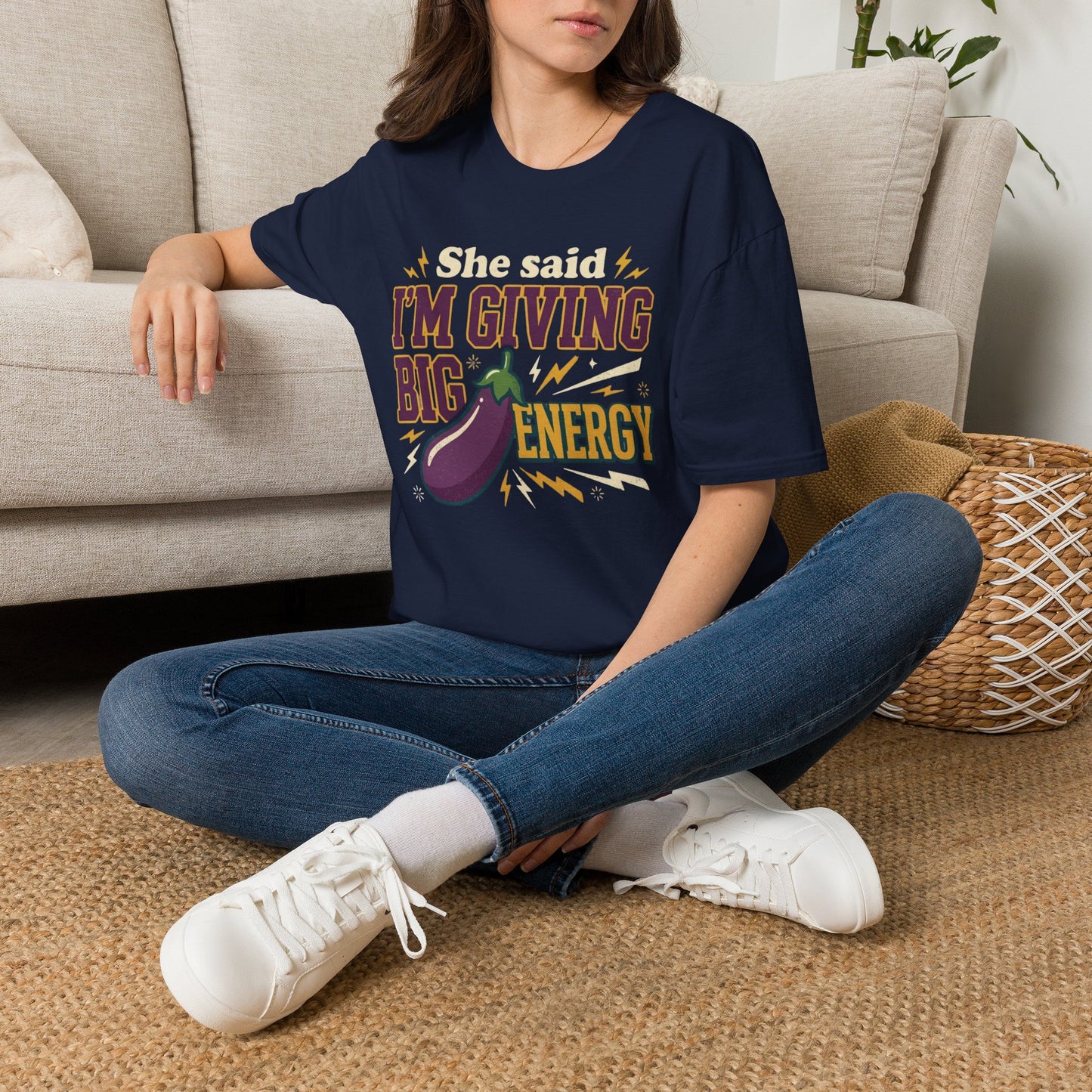 "It's Giving" Graphic Tee