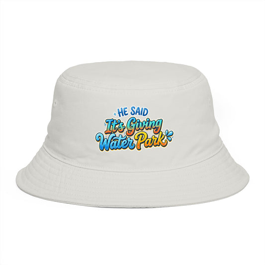 "It's Giving" Women's Bucket Hat
