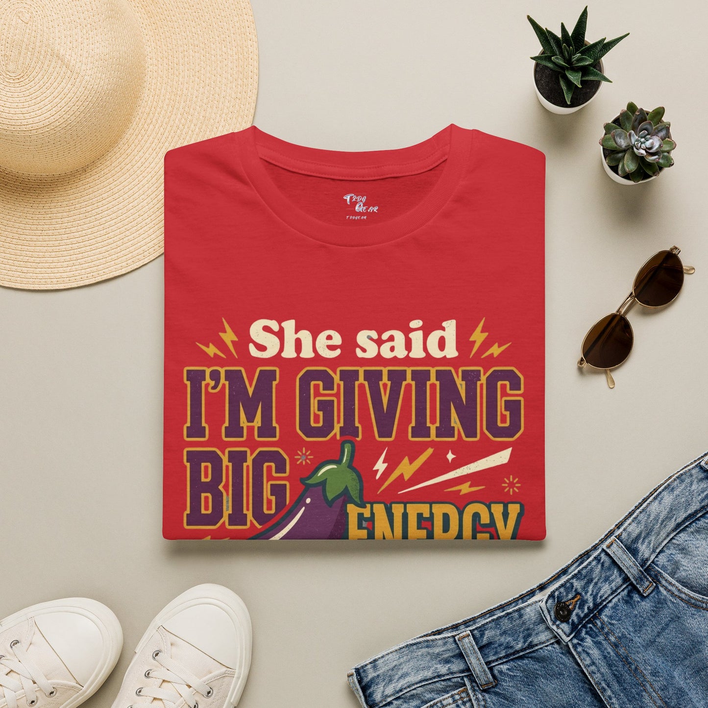 "It's Giving" Graphic Tee
