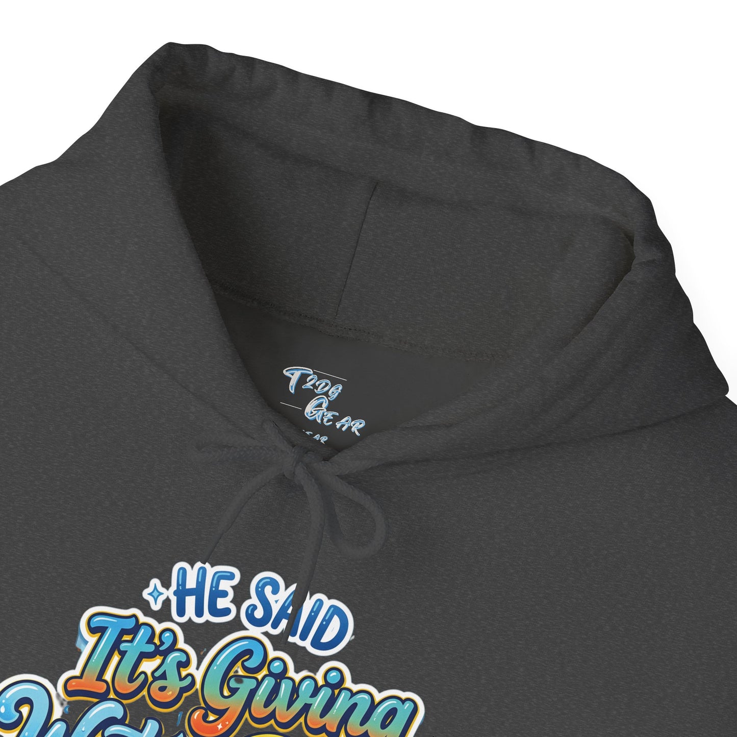 "It���s Giving��� Women's Graphic Pullover