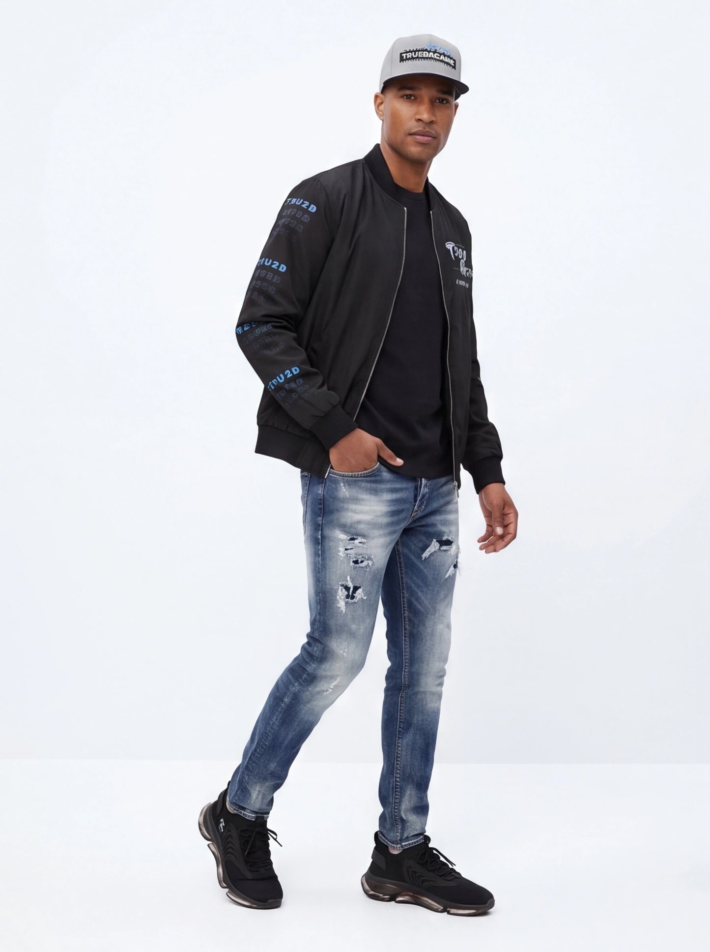 Men's Distressed Slim Fit Jeans